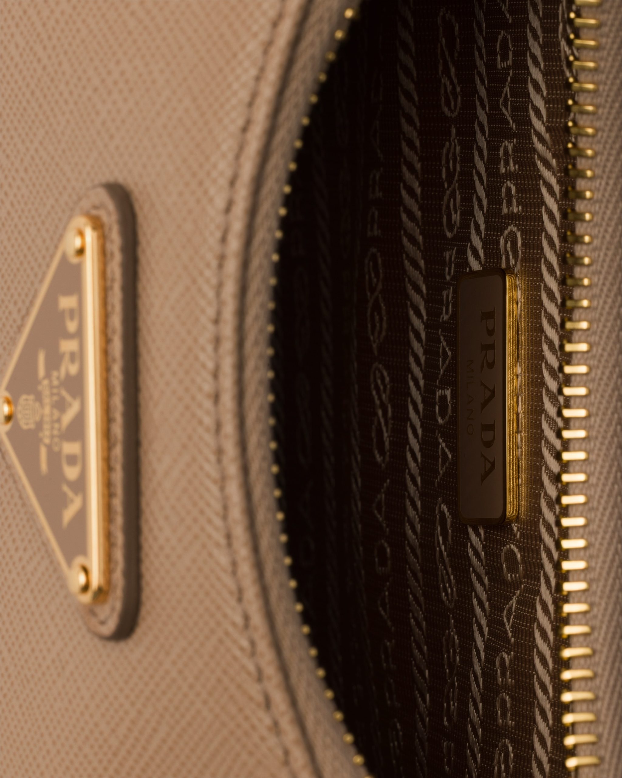 Prada Re-Edition mini Saffiano leather bag - Image 2